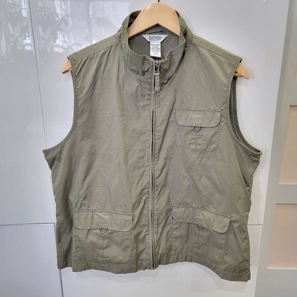 Northern Reflections Green Utility Cargo Vest Outdoor Coastal Gorpcore Womens XL - Picture 17 of 17